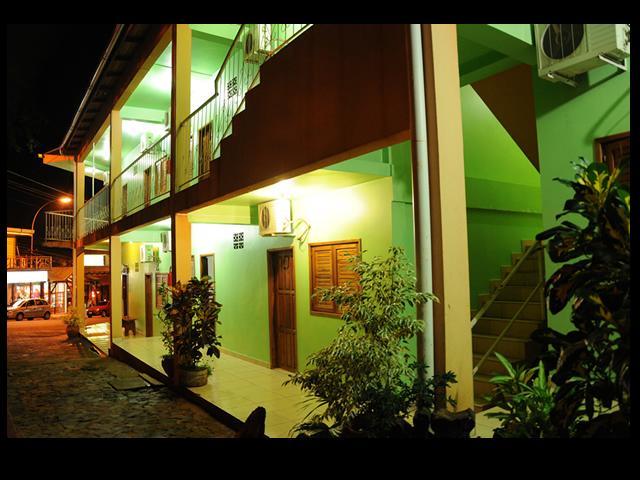 Residencial Los Rios Hotel ปูแอร์โต อิกัวซู ภายนอก รูปภาพ